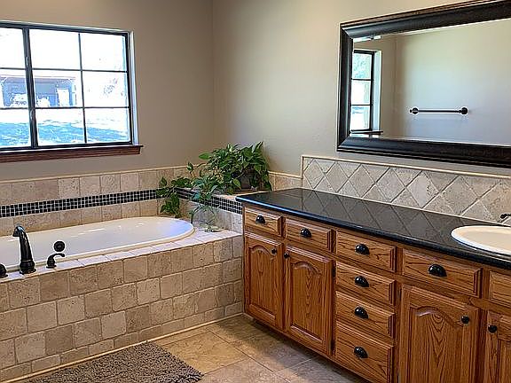 5th image of 1591 County Road 326