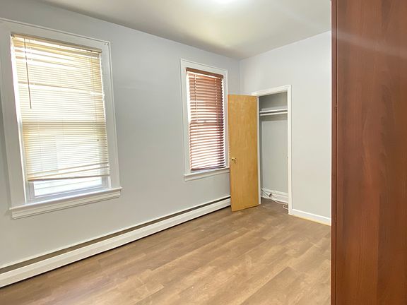 2nd image of 26 E 29th St #3