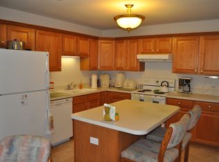669 Hampshire Dr, Hampshire, IL 60140