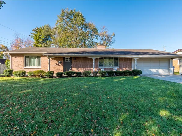 162 Robin Hood Ln, Troy, OH 45373