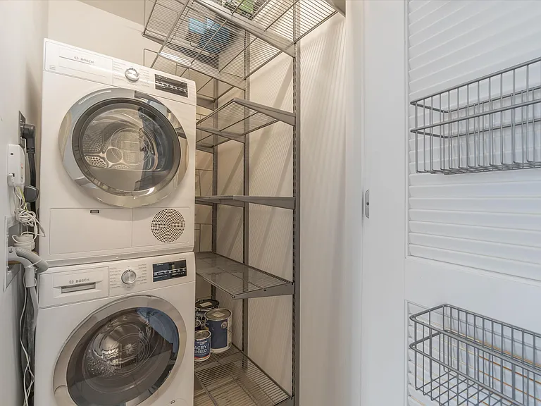 1450 Franklin St #505 — Photo 17