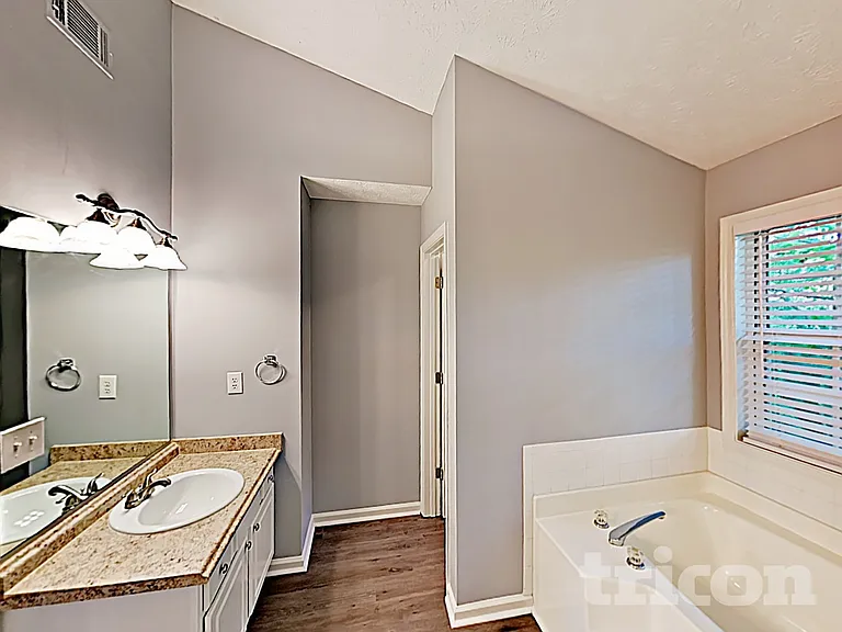 2395 Sailor Ln — Photo 9