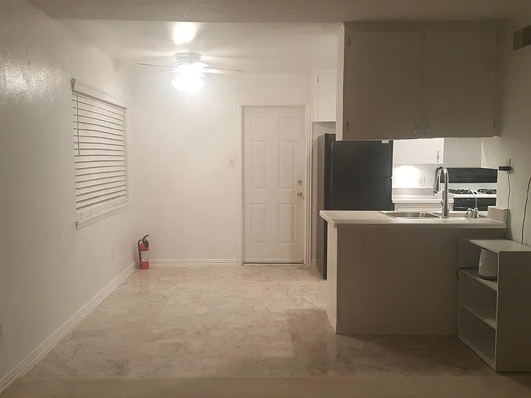 1822 Pontiac Dr — Photo 11