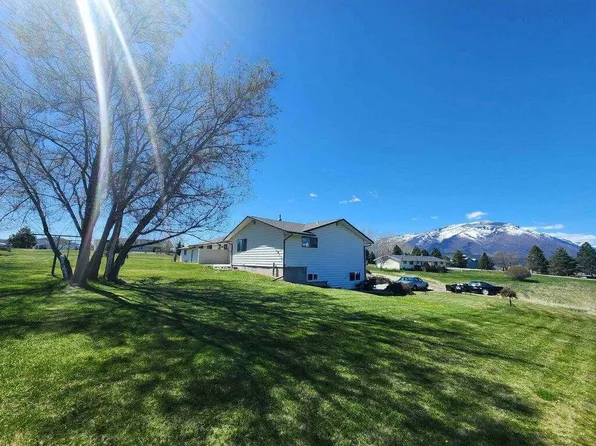 969 Little Joe Ln #969-971-973, Hamilton, MT 59840