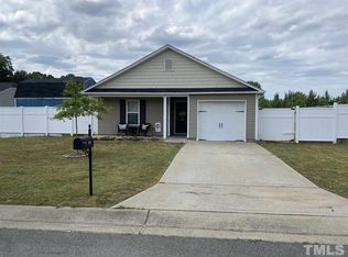 106 Sampson Ct, Selma, NC 27576