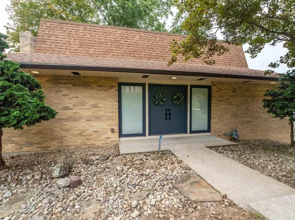 129 Bakers Dr, Morgantown, WV 26505