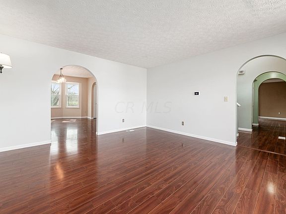 3rd image of 3975 Marsol Ave