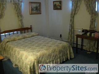 5th image of 35 Shepherd Ln