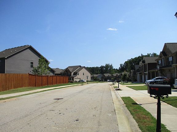 5th image of 1568 Pressley Ln