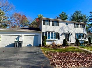 39 Pleasant St, Hooksett, NH 03106