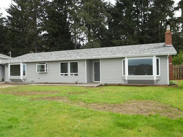 165 SE Yaquina View Dr photo 1