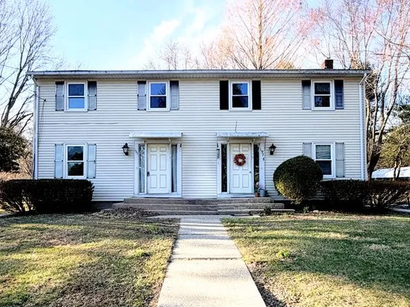 195 Wall St, Hebron, CT 06248