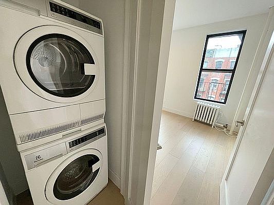 1st image of 514 E 12th St APT 12