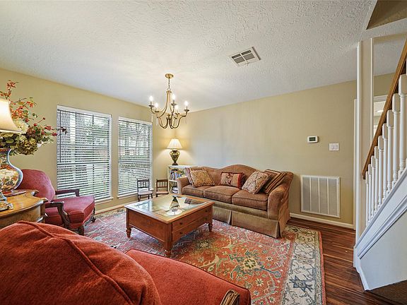 5th image of 1719 Hidden Villas Dr