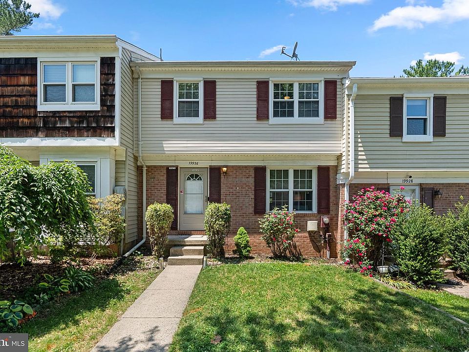 1st image of 19926 Wyman Way