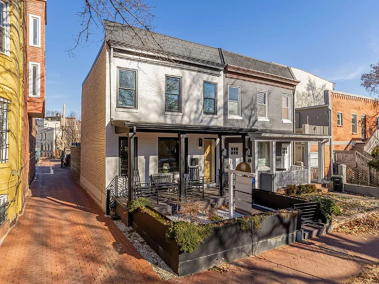 1005 P St NW — Photo 1