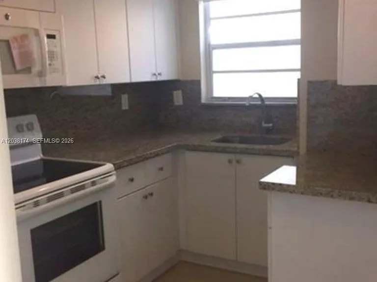 8810 Fontainebleau Blvd #303 — Photo 2