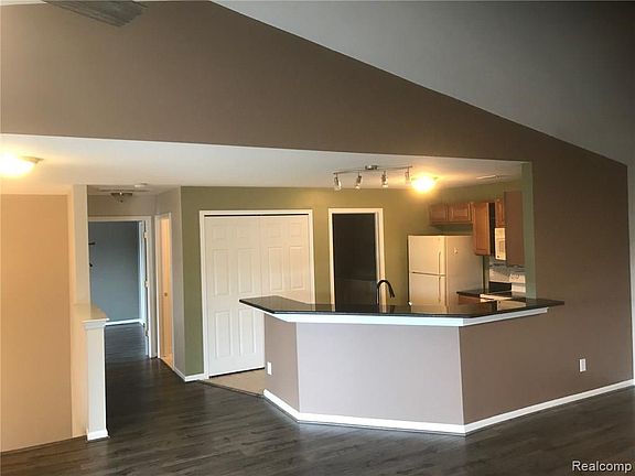 5th image of 16056 Morningside #269