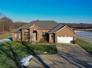 5983 Cleveland Massillon Rd, Clinton, OH 44216