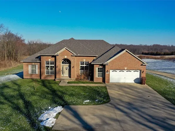 5983 Cleveland Massillon Rd, Clinton, OH 44216