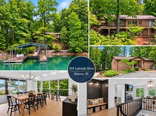 304 Lakeside Dr, Seneca, SC 29672