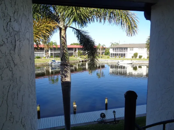 4722 SE 1st Pl APT 9, Cape Coral, FL 33904