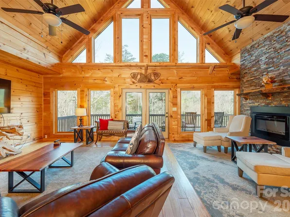 210 S Fork Dr, Lake Lure, NC 28746