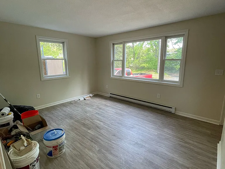 395 Wilbraham St #B — Photo 3