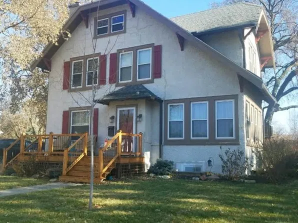 910 N 11th St, Beatrice, NE 68310