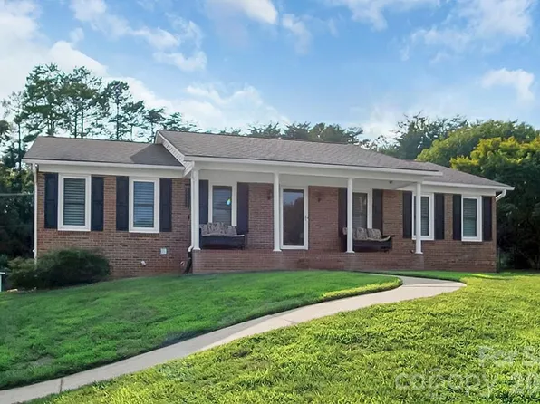 1950 Brownstone Ct, Gastonia, NC 28054