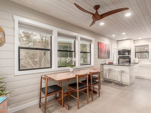 4th image of 250 N NEARY Avenue