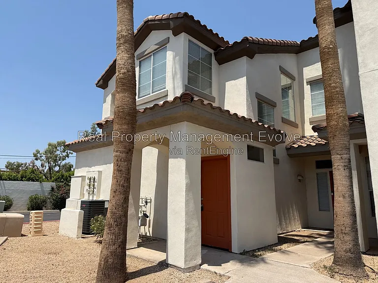 2992 N Miller Rd #217A — Photo 1