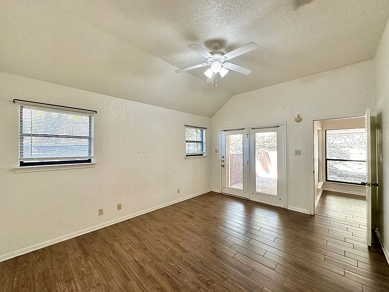 1114 Boulder Run — Photo 16