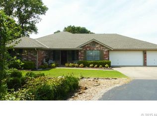 511 NE Bison Rd, Bartlesville, OK 74006