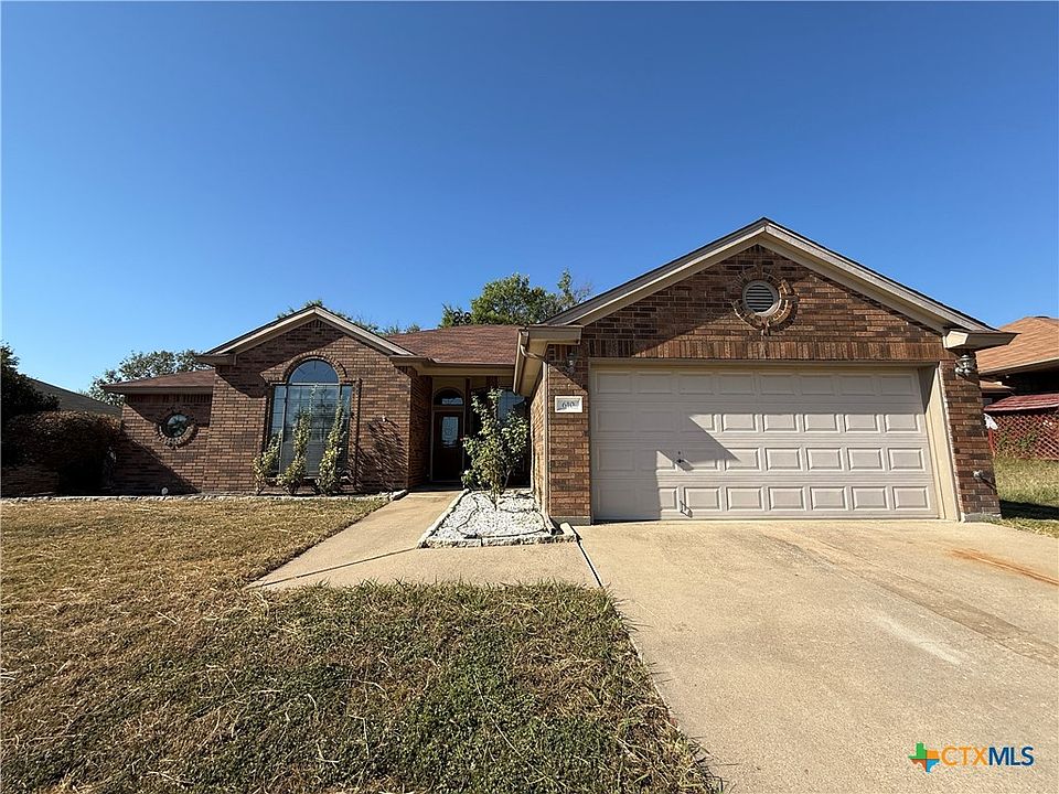 1st image of 610 Arapaho Dr