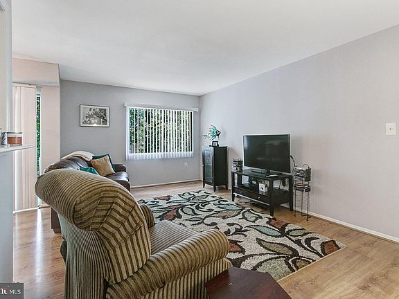 4th image of 3750 Bel Pre Rd APT 11