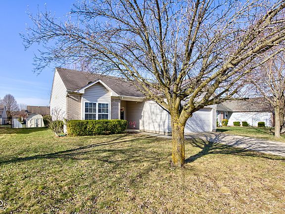 3rd image of 1360 Evergreen Dr