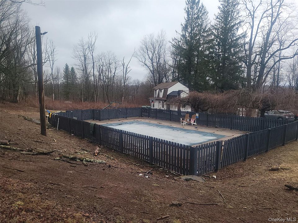 1st image of 412 Old Monticello Road