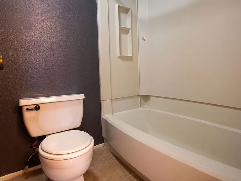6392 Peacock Hills Dr — Photo 10