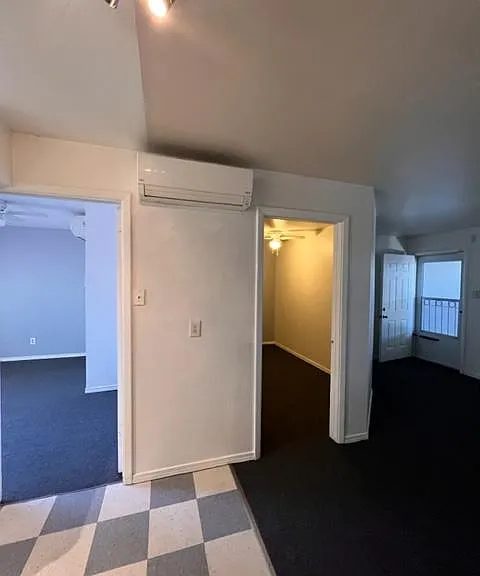La Plata Manor — Photo 5