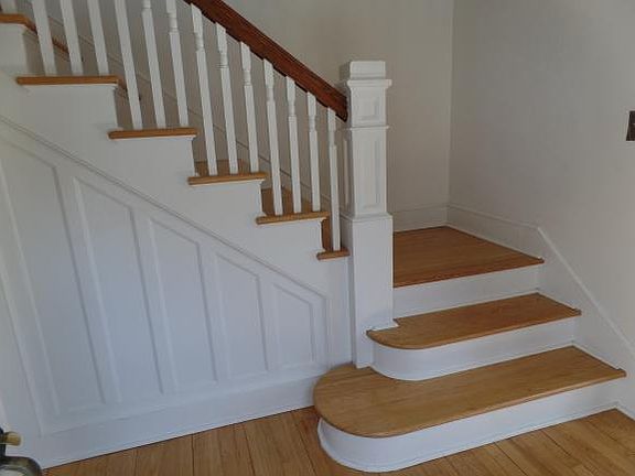 5th image of 32 Hotchkiss St