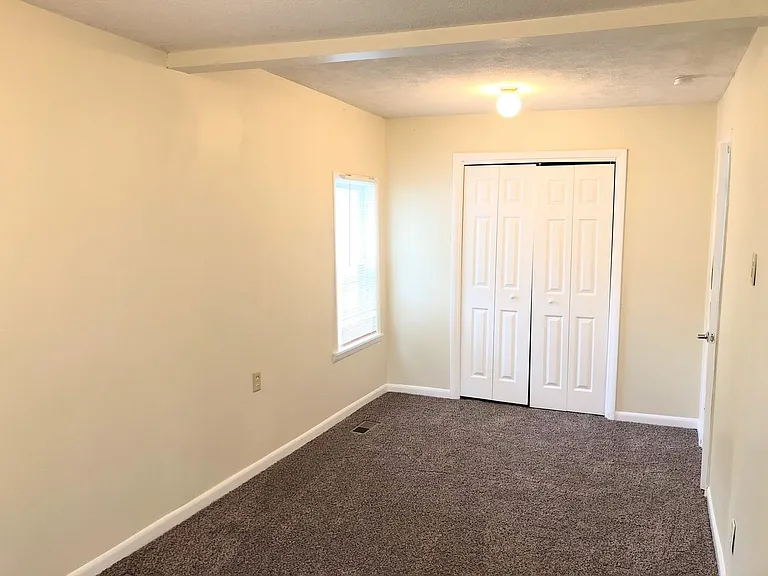 528 N Grandview St — Photo 13