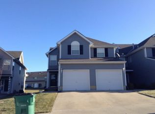 2121 SW Gooseberry Ln, Lees Summit, MO 64082