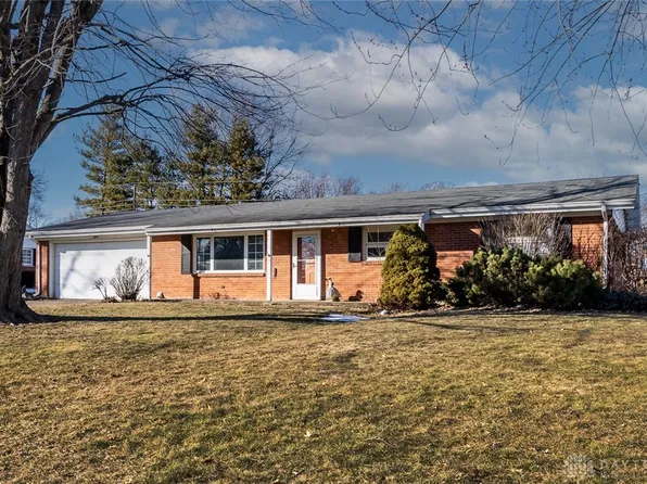 220 Linwood Dr, Greenville, OH 45331