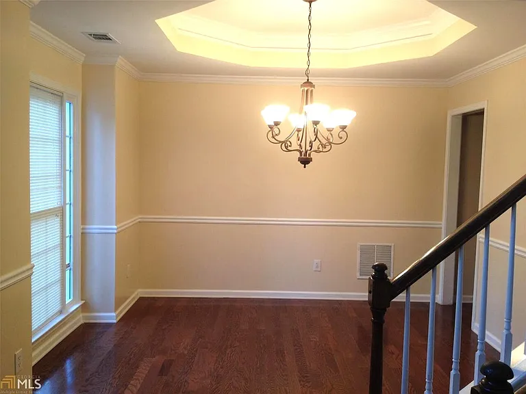 699 Oakview Trl — Photo 5