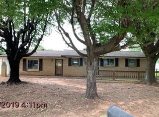 215 Whites Mill Rd, Statesville, NC 28677