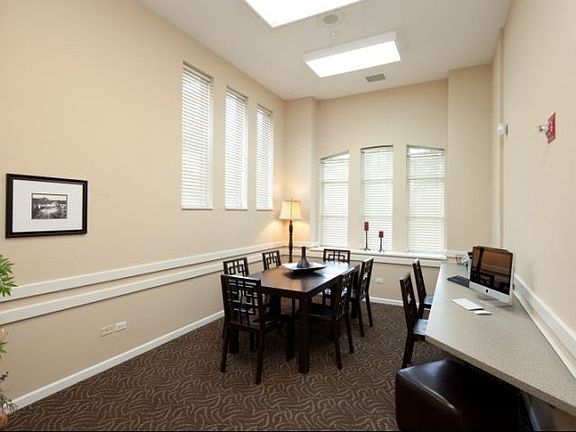 Resident Business Center with WIFI