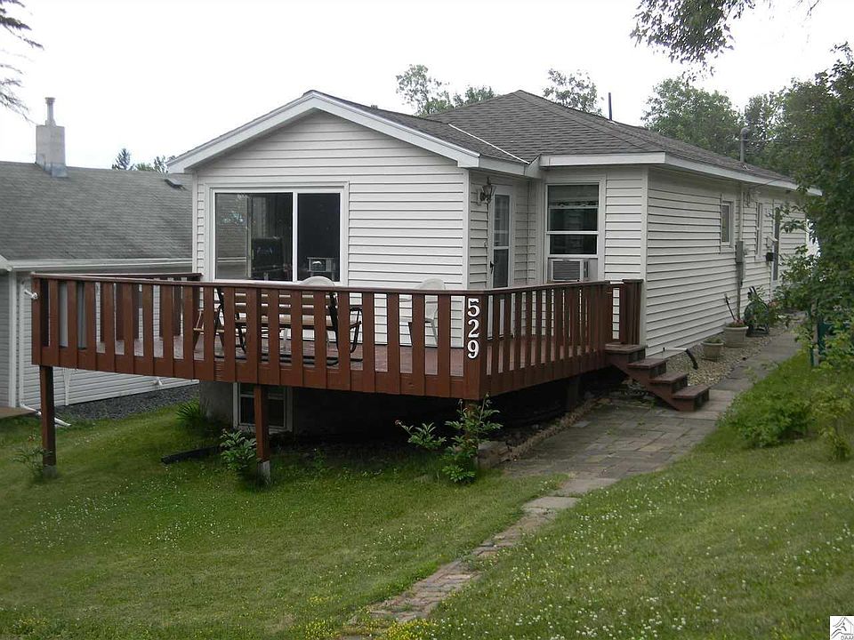 1st image of 529 N 12th Ave W