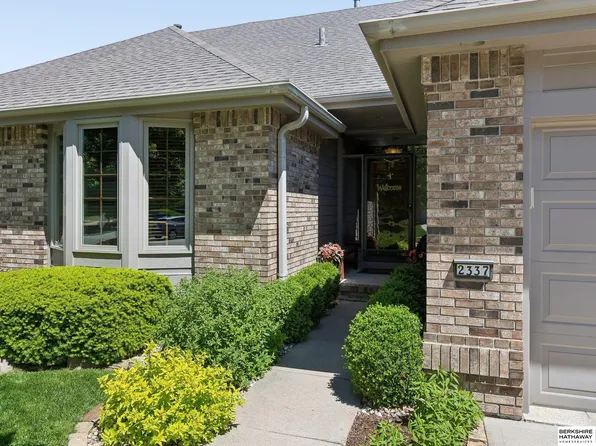 2337 N 133rd Cir, Omaha, NE 68164