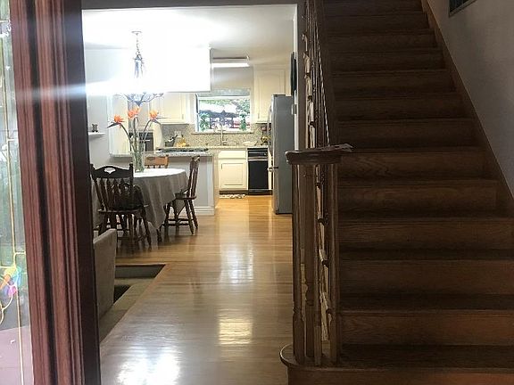 4th image of 5665 Herma St